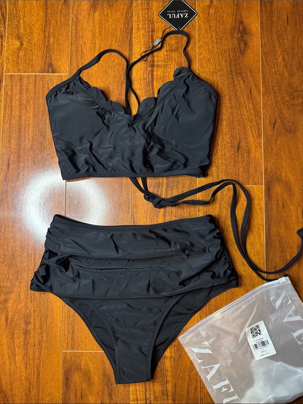 Zaful Black Scalloped Bikini Top & High-Waist Bikini Bottoms Medium Size 6 NWT